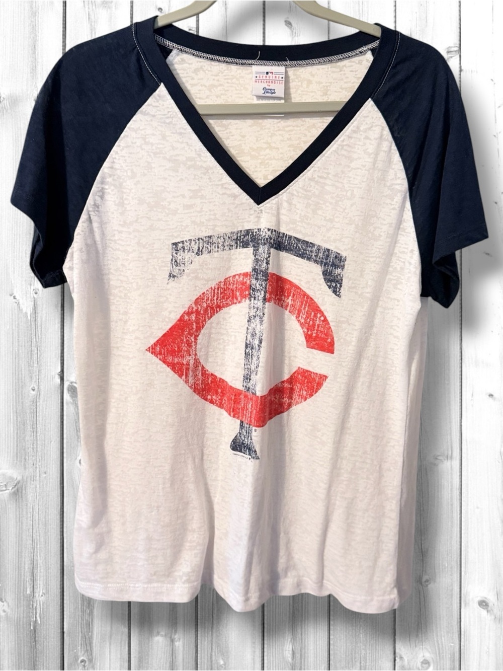 🌼Vintage-Style CL White & Navy Raglan V-Neck Tee with Red Logo